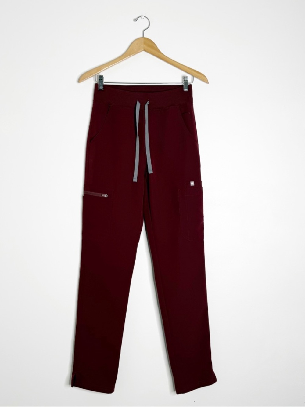 FIGS Yola High Waisted Scrub Pants Burgundy XS Tall - Picture 2 of 6
